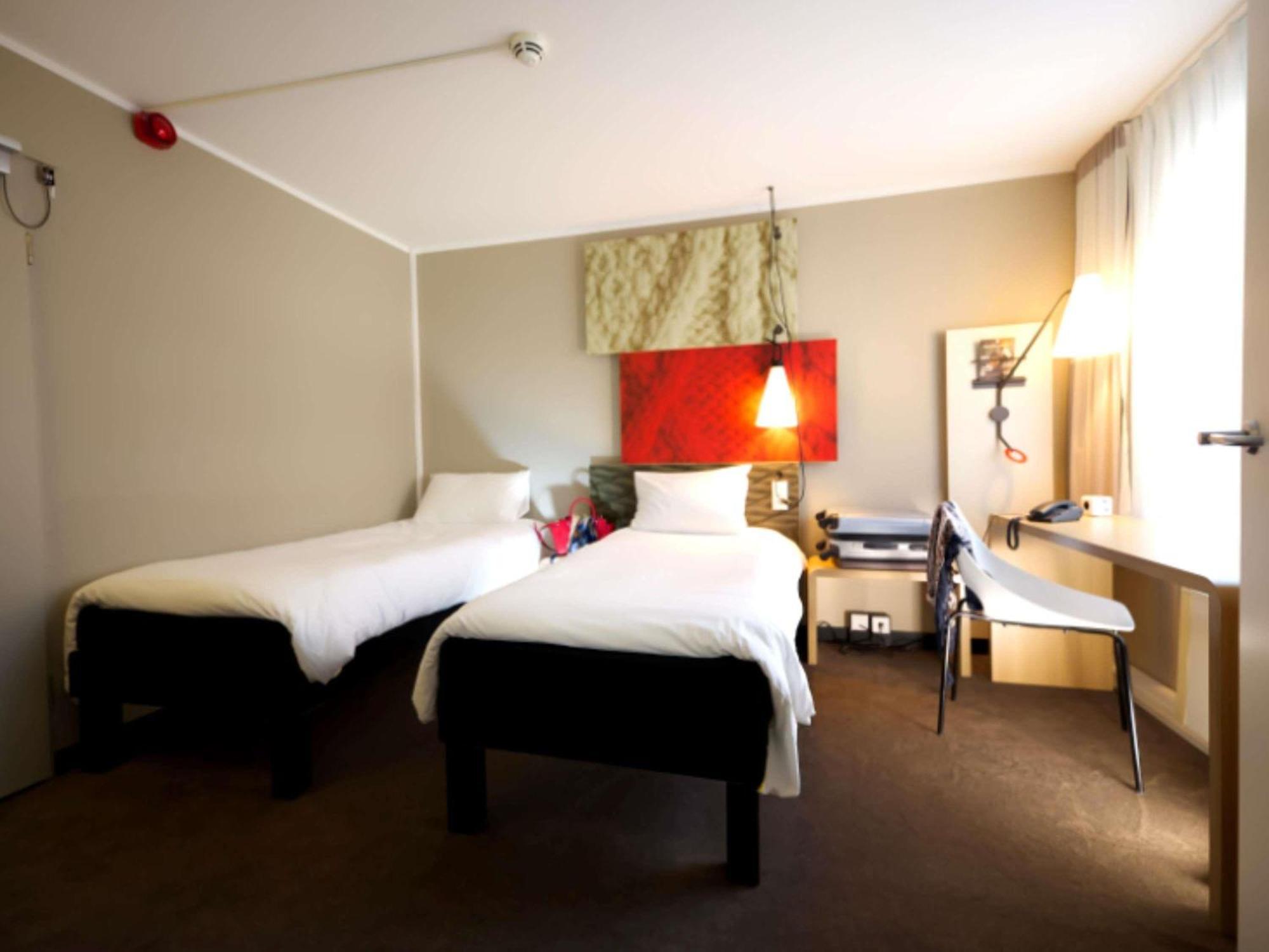 Ibis Koeln Centrum — Photos 3